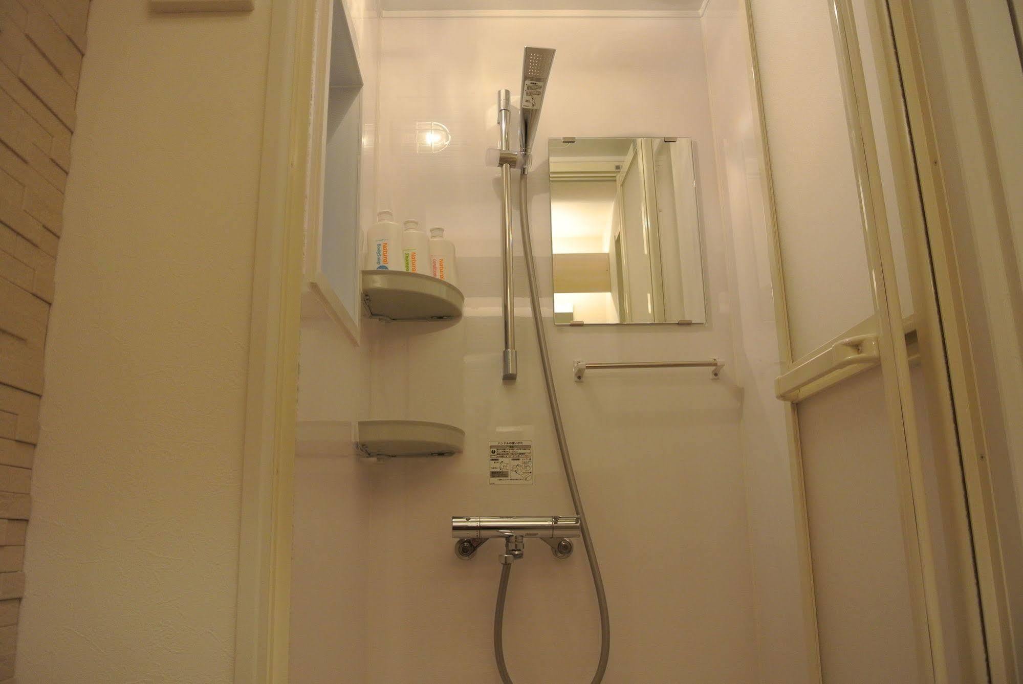 Backpackers Hotel Noosa Japan In Takatsuki Tonda Exteriér fotografie